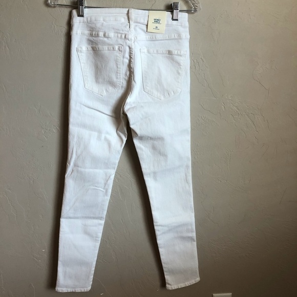 NWT H&M White Skinny Ankle Jeans - Picture 4 of 8